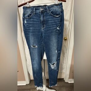 Distressed Judy Blue Jeans-11/30P